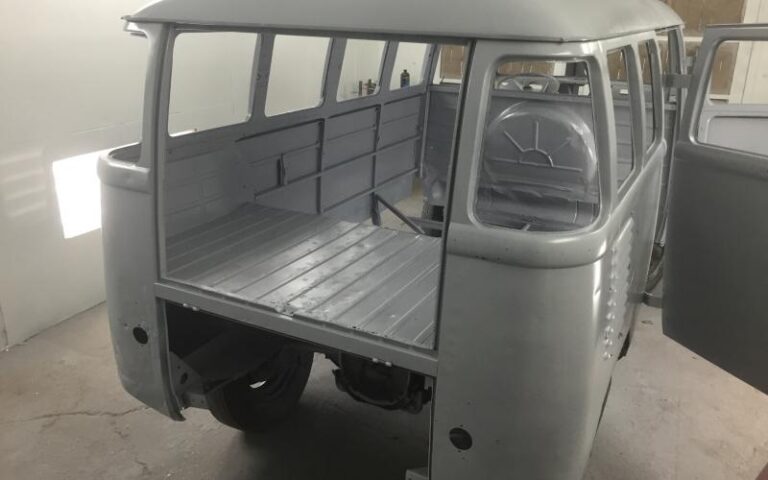 1958 15 Window Deluxe Press Bumper Bus p 30 u 1-7