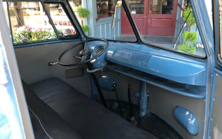 1960 Volkswagen Double Door Panel Buss s5-3