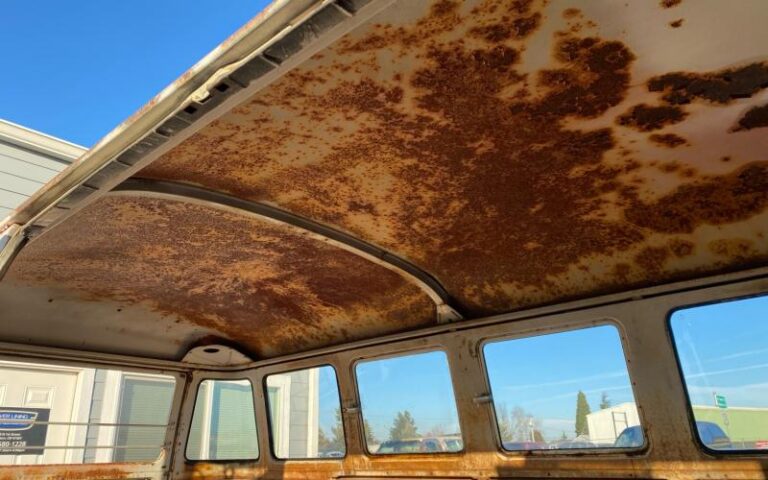 1963 15 Window Deluxe Bus s8-8