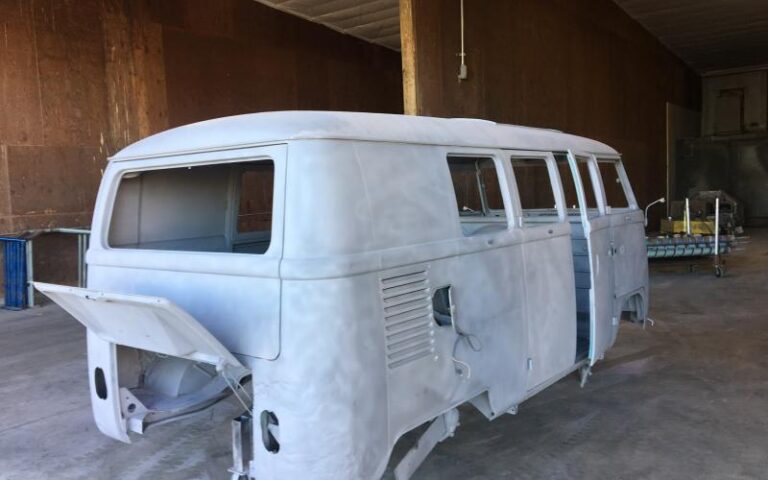1964 Volkswagen 11 Window Westfalia Subhatch p 36 u 2-4