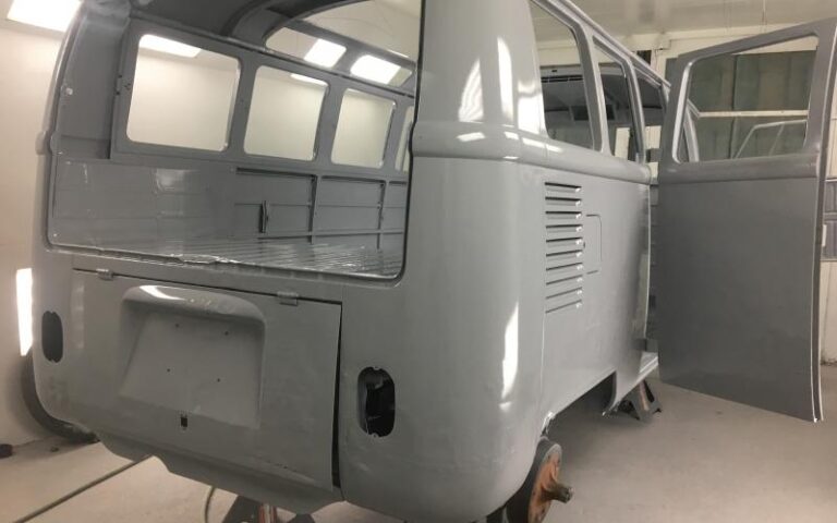 1967 21 Window Deluxe JIMI p 19 u 5-4