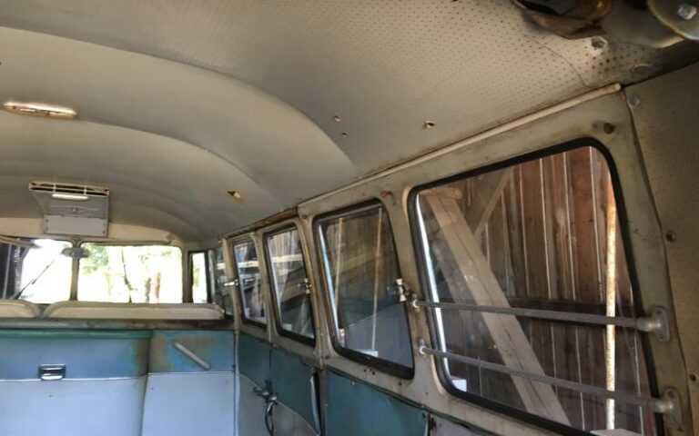 1967 VW 13 Window Deluxe Sea Blue Micro Bus OG Paint s2-6