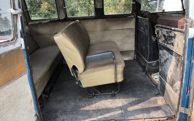 OG Paint 1965 VW 11 Window Walk-thru Bus s4