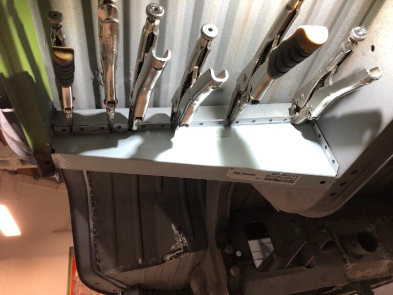 1954 23 window barndoor deluxe vw bus floor and body brace rust repair silver lining auto restoration