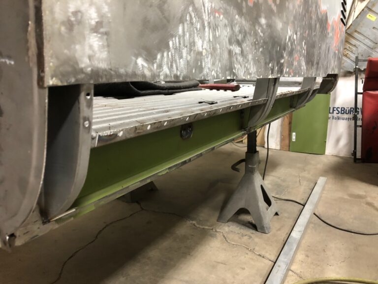 1954 23 window barndoor deluxe vw bus floor and body brace rust repair silver lining auto restoration