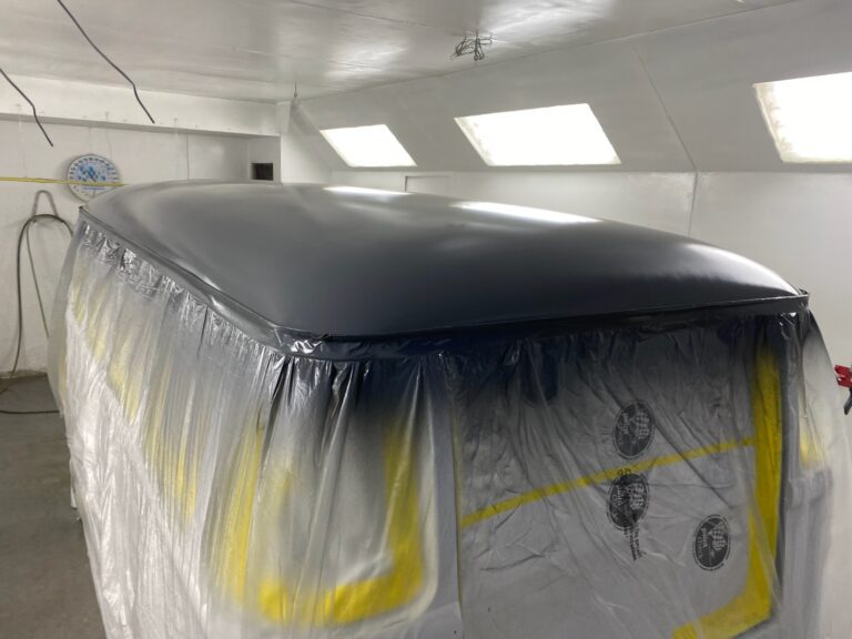 1962 15 window deluxe bus roof in paint silver lining auto restoration