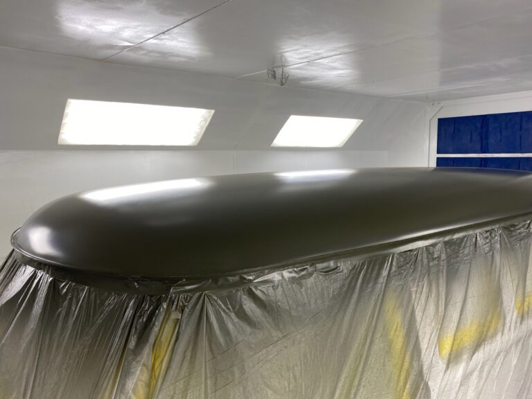 1962 15 window deluxe bus roof in paint silver lining auto restoration