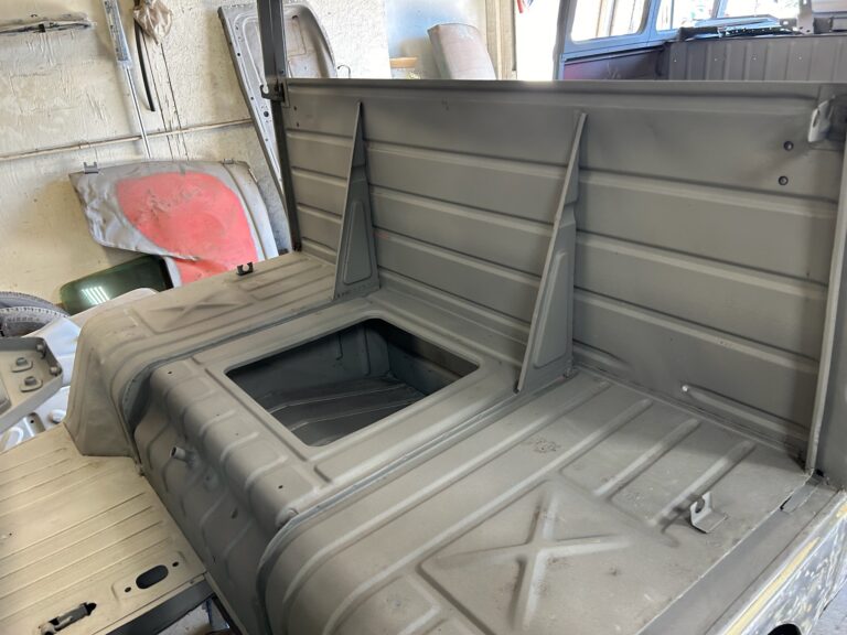 1954 23 window deluxe barndoor vw bus media blast silver lining auto restoration