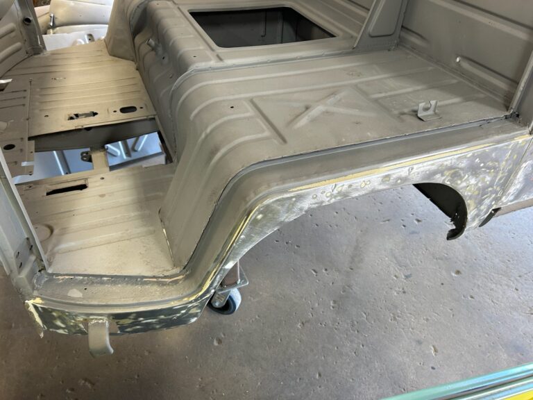 1954 23 window deluxe barndoor vw bus media blast silver lining auto restoration