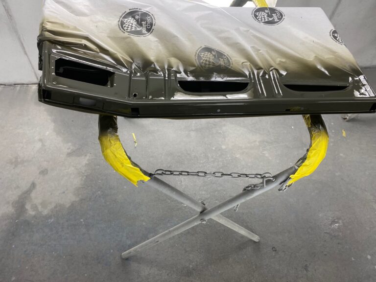 1962 15 window deluxe vw bus components in paint silver lining auto restoration