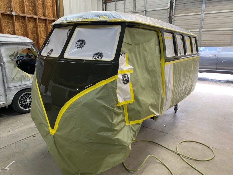 1962 15 window deluxe vw bus cut and buff of green paint silver lining auto restoration