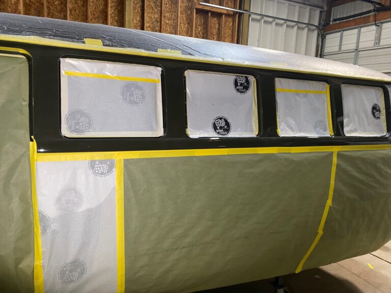 1962 15 window deluxe vw bus cut and buff of green paint silver lining auto restoration