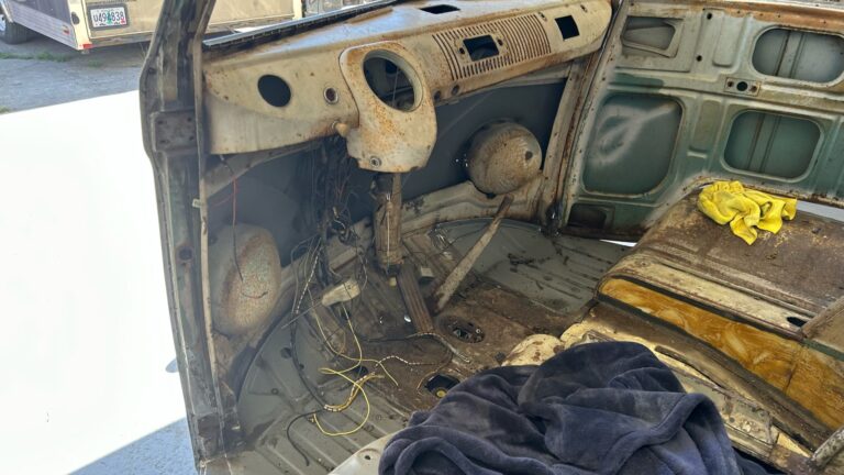 1963 23 window deluxe vw bus tear down silver lining auto restoration