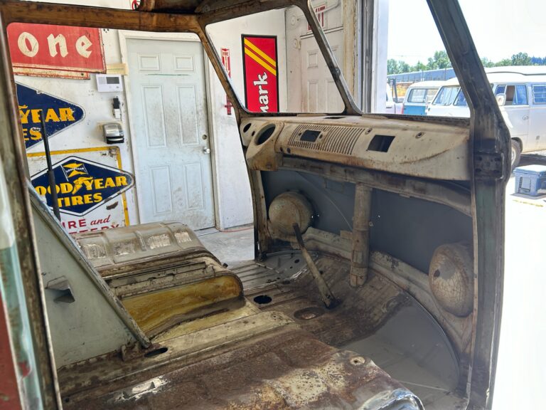 1963 23 window deluxe vw bus tear down silver lining auto restoration