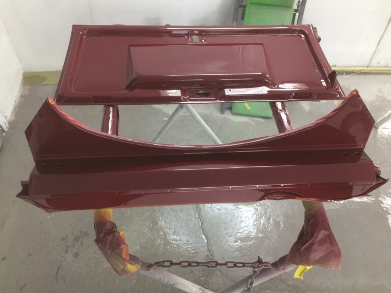 1966 VW Bus Microbus components paint cut and buff silver lining auto restoration oregon