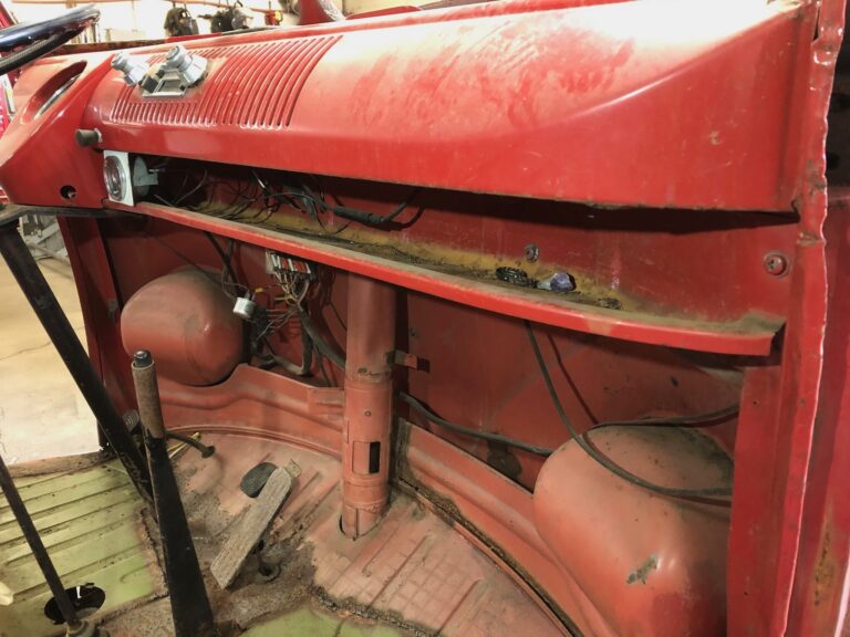 1959 sub hatch Westy camper bus tear down silver lining auto restoration