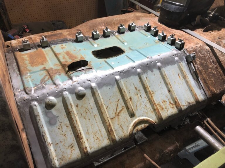1960 15 window deluxe vw bus sub frame and rear panel repair silver lining auto restoration