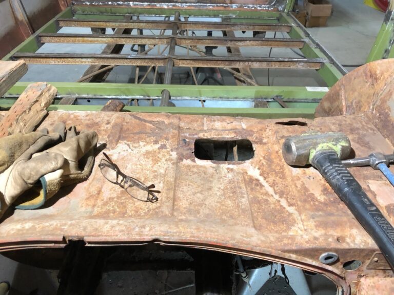 1960 15 window deluxe vw bus sub frame and rear panel repair silver lining auto restoration