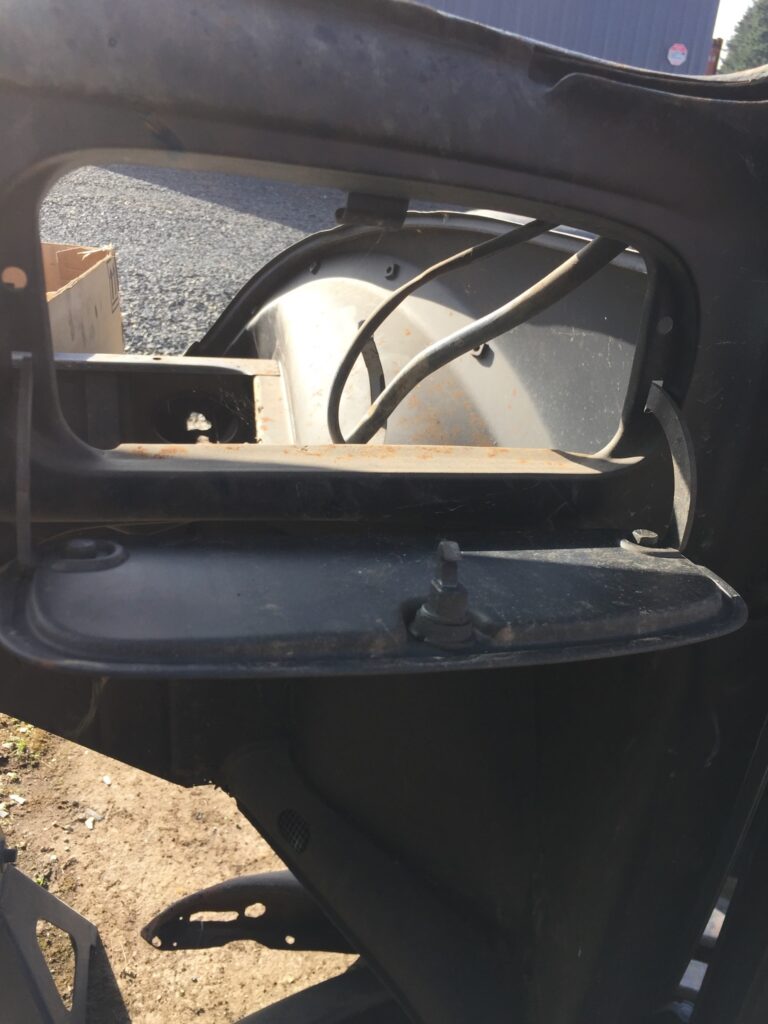 1955 std oval window vw beetle body tear down and media blast silver lining auto restoration