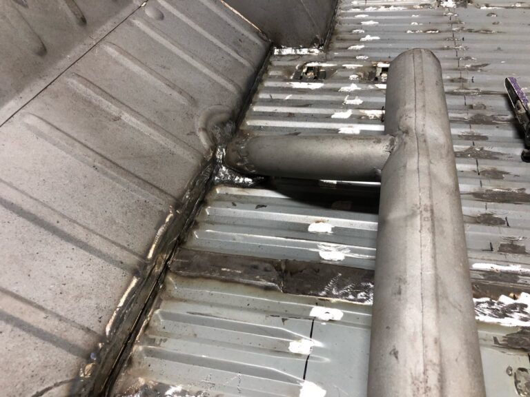 1963 23 window deluxe vw bus cargo door rust repair silver lining auto restoration oregon