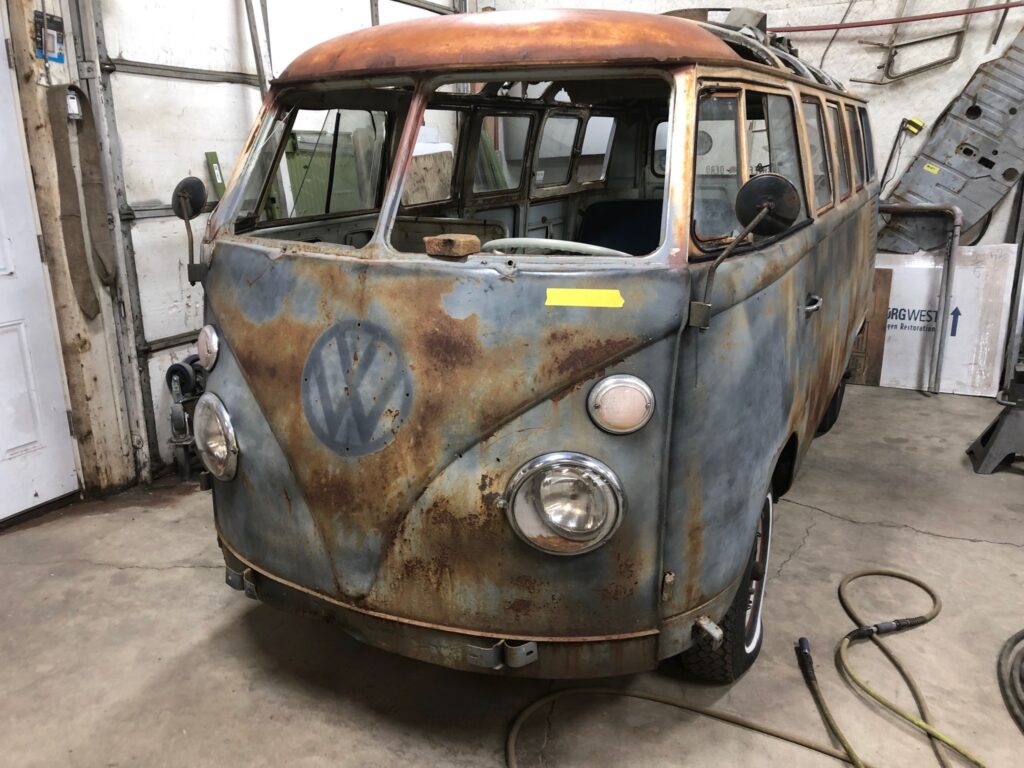 1965 21 window deluxe bus arrival at the shop silver lining auto restoration