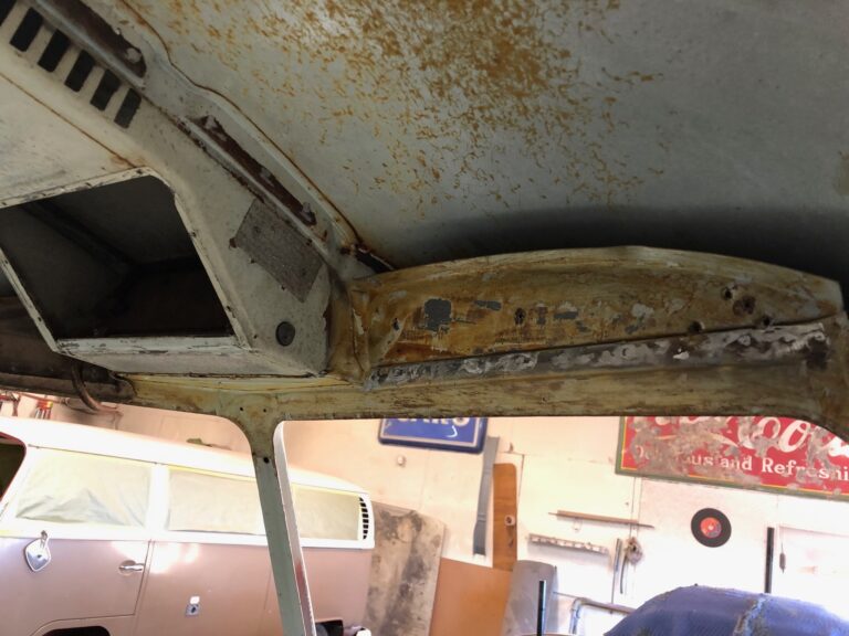 1965 21 window deluxe bus arrival at the shop silver lining auto restoration