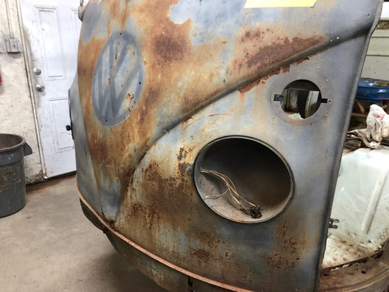 1965 21 window deluxe bus arrival at the shop silver lining auto restoration