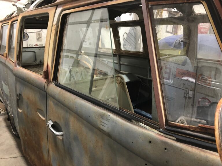 1965 21 window deluxe bus arrival at the shop silver lining auto restoration