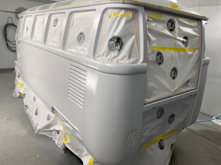 1963 23 window deluxe vw bus exterior in paint silver lining auto