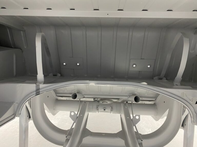 1963 23 window deluxe vw bus body in epoxy silver lining auto restoration