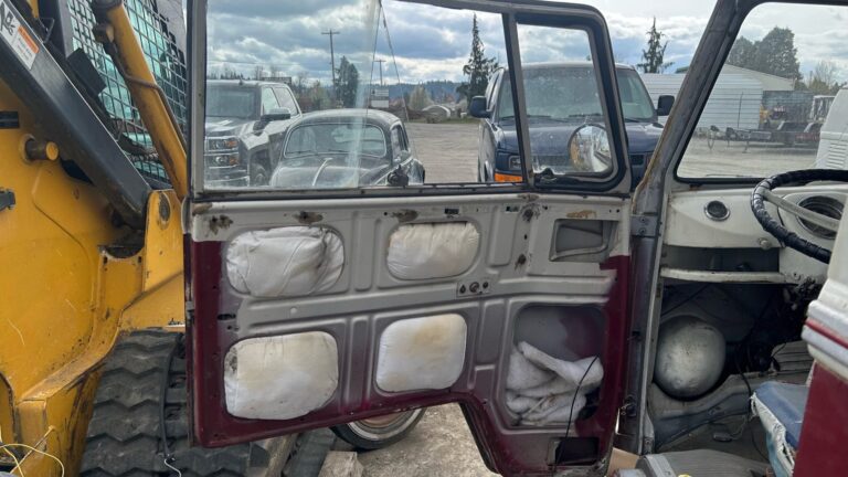 1966 21 window bus survivor arrival at shop silver lining auto restoration