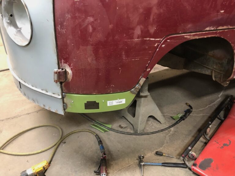 1966 21 window deluxe vw bus cargo door and dogleg rust repair silver lining auto restoration