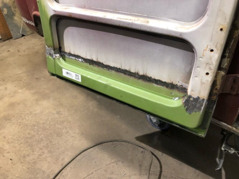 1966 21 window deluxe vw bus cargo door and dogleg rust repair silver lining auto restoration