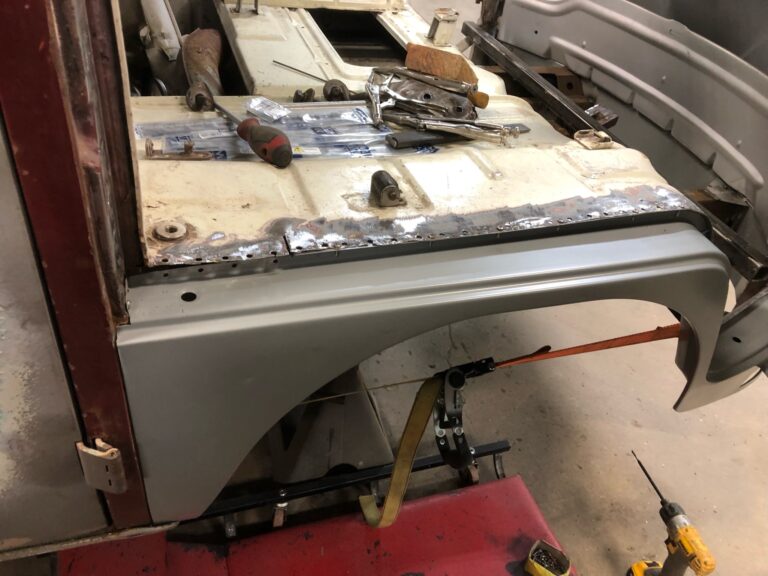 1966 21 window deluxe bus front floor and safari windows install silver lining auto restoration