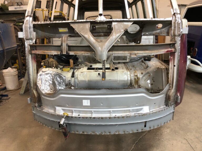 1966 21 window deluxe bus nose replacement silver lining auto restoration