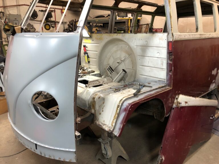1966 21 window deluxe bus nose replacement silver lining auto restoration
