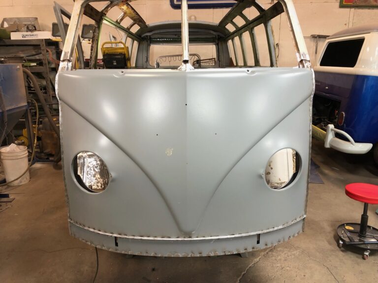1966 21 window deluxe bus nose replacement silver lining auto restoration