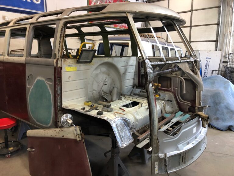1966 21 window deluxe bus nose replacement silver lining auto restoration