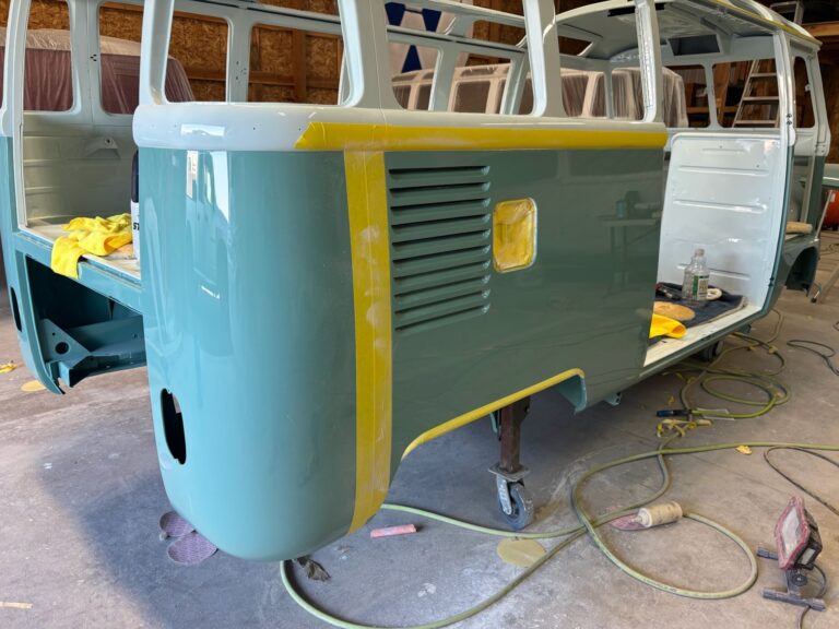 1963 23 window deluxe vw bus cut and buff paint silver lining auto restoration