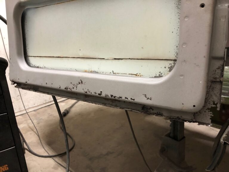 1965 21 window deluxe vw bus cargo door rust repair silver lining auto restoration oregon