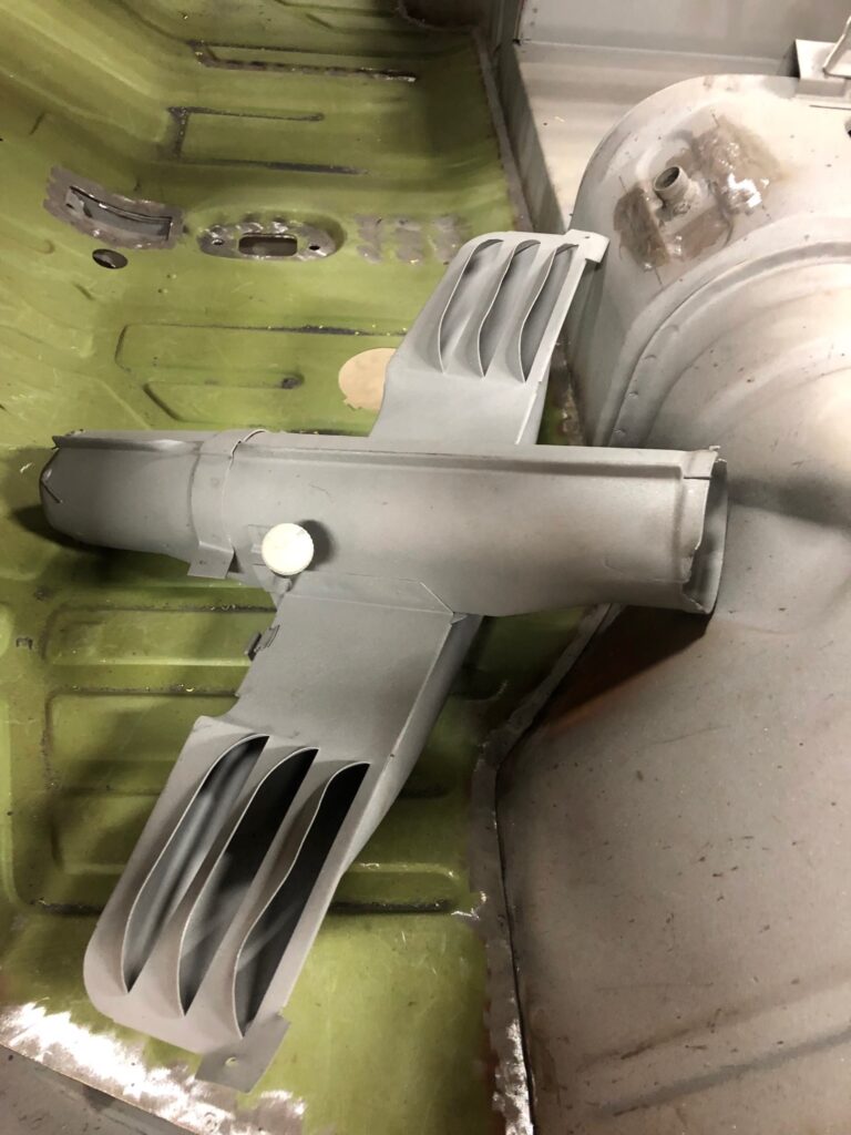 1965 21 window deluxe vw bus cargo door rust repair silver lining auto restoration oregon