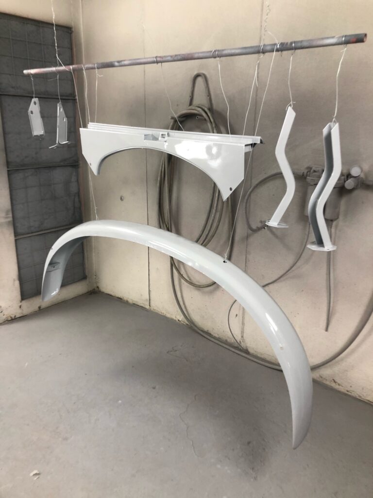 1963 23 window mouse grey deluxe bus body in epoxy silver lining auto restoration oregon