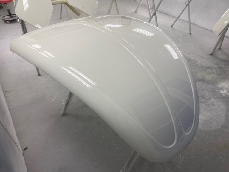 1965-vw-beetle-sunroof-restoration-componentss-paint-silverliningautorestoration7