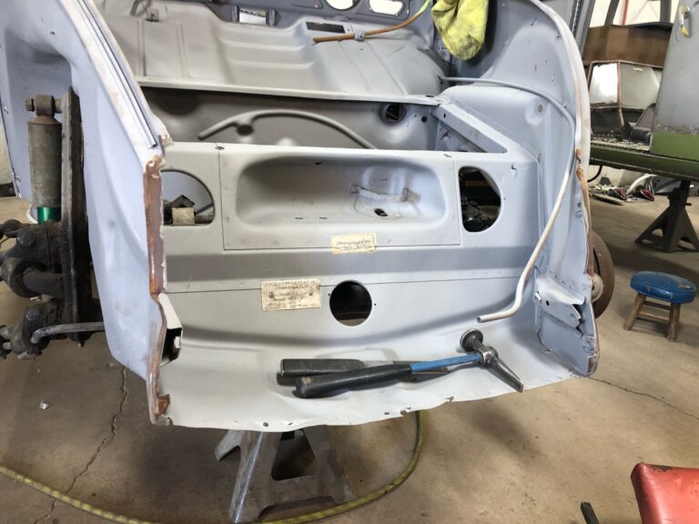 1965 steel sunroof VW Beetle rust repair silver lining auto restoration oregon