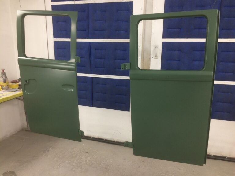 1967 westfalia camper vw bus components in paint and cut and buff silver lining auto restoration